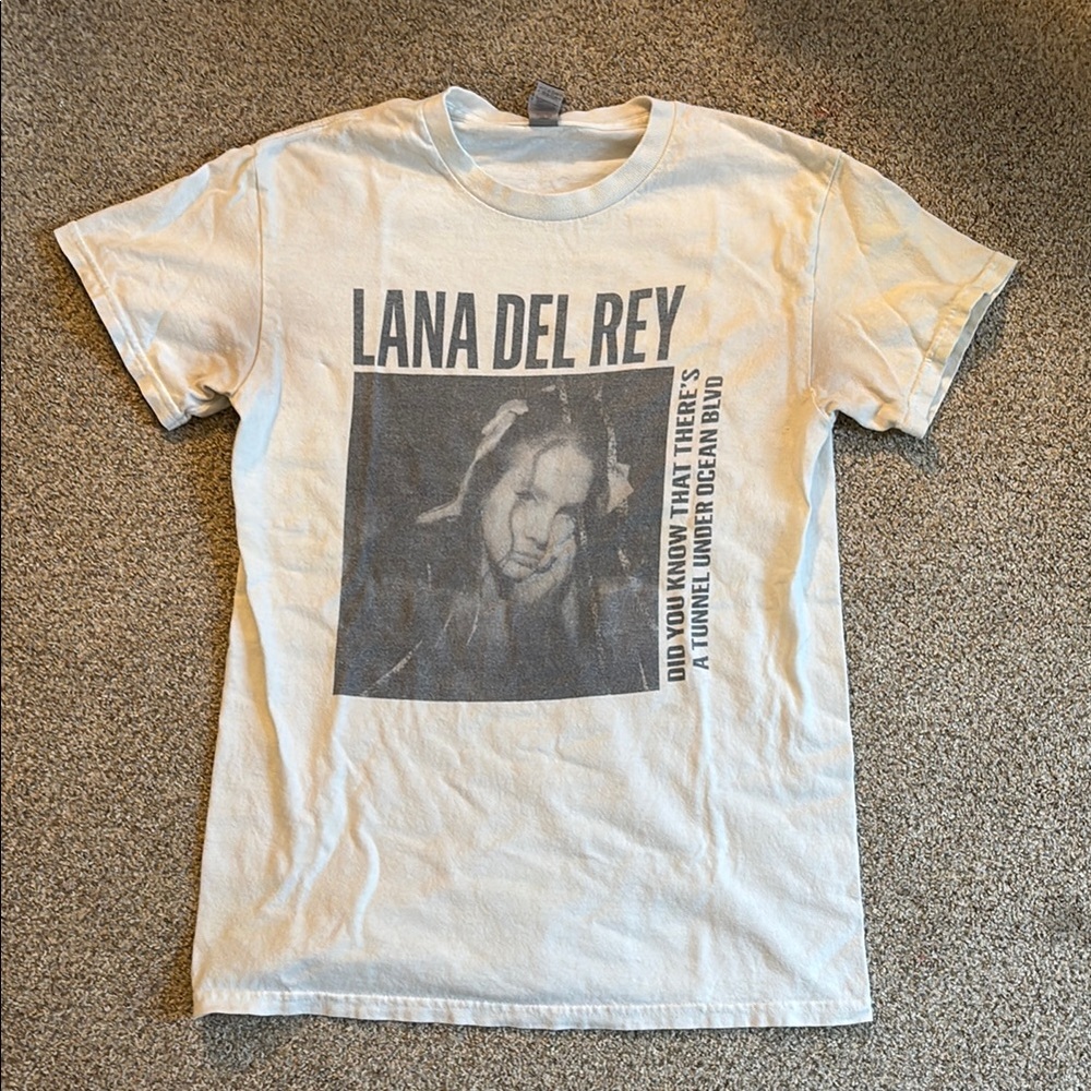 Lana Del Rey Graphic T-Shirt - White